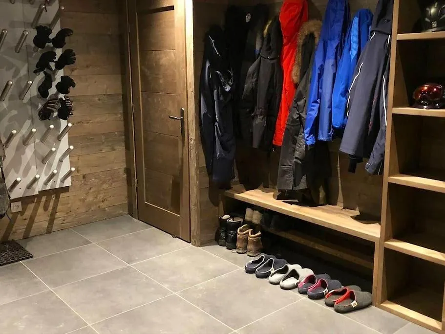 Chalet Purdey - Sleeps 10 With Hot Tub Montriond 0*,