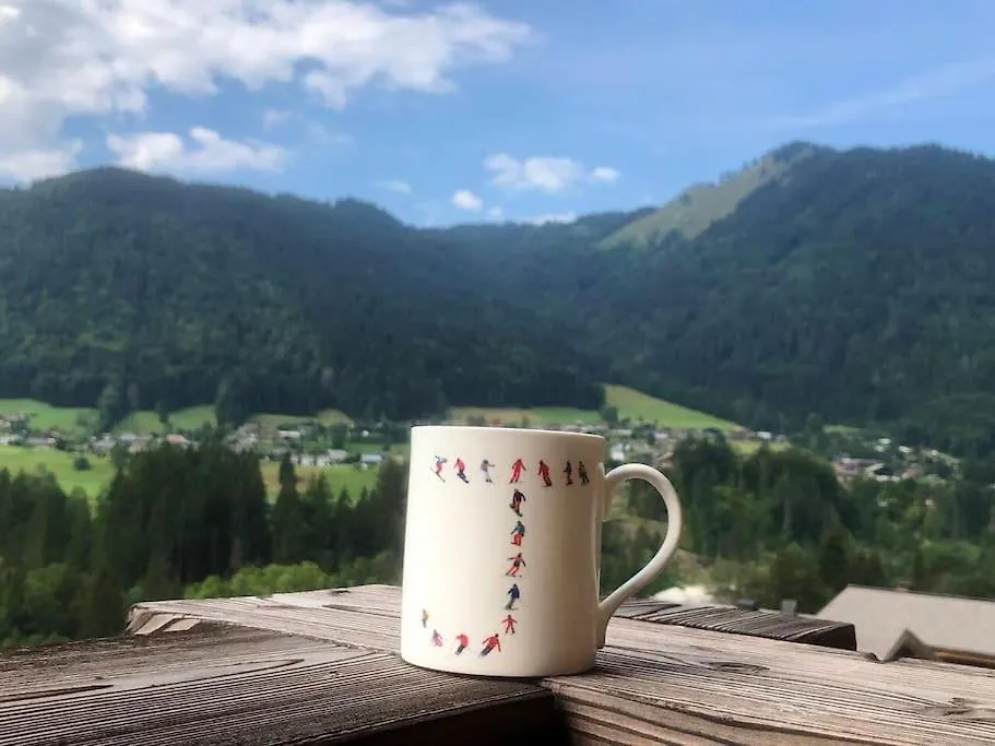Chalet Purdey - Sleeps 10 With Hot Tub Montriond